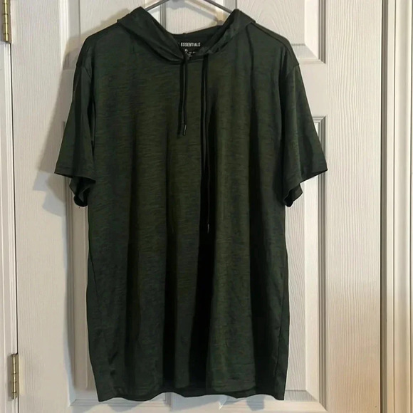 Kid’s Short Sleeve Dry-fit Hoodie, Size XL - Picture 1 of 2